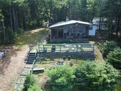 1396B KAMANISKEG LAKE Road, Hastings Highlands, ON K0J 1L0
