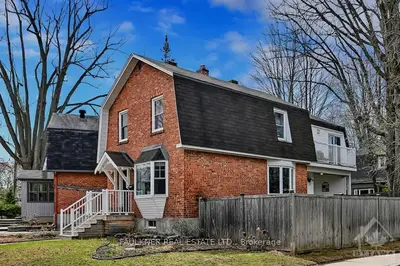 2 ELMDALE Lane, New Edinburgh - Lindenlea, ON K1M 0G2