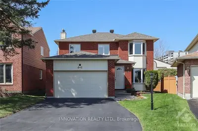 85 CASTLETHORPE Crescent, South of Baseline to Knoxdale, ON K2G 5R2