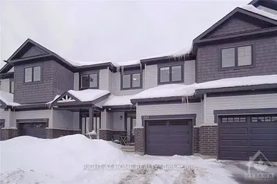 345 GRACKLE Street, Blossom Park - Airport and Area, ON K1X 0G6
