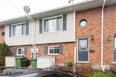 38 NORTHBROOK Road, Petawawa, ON K8H 3N5