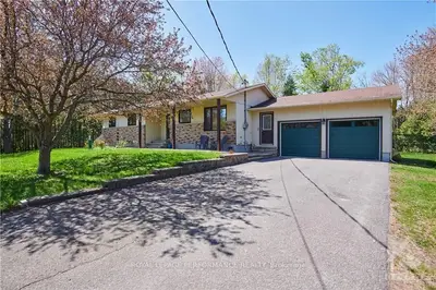 3372 White Spruce Street, Greely - Metcalfe - Osgoode - Vernon And Area, On K0a 2w0