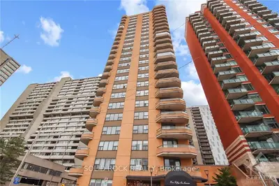 556 LAURIER Avenue W 1907, Ottawa Centre, ON K1R 7X2
