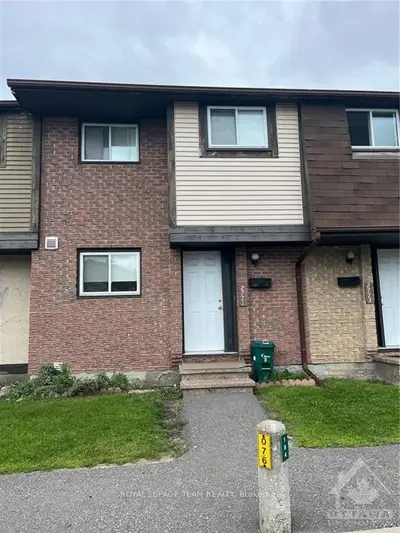 2771 PIMLICO Crescent, Blossom Park - Airport and Area, ON K1T 2A7