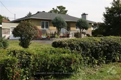 1375 LOUIS Lane, Cyrville - Carson Grove - Pineview, ON K1B 3P2
