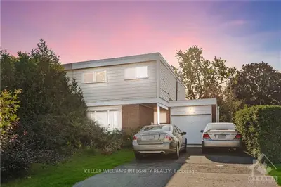 1308 MEADOWLANDS Drive E, Cityview - Parkwoods Hills - Rideau Shore, ON K2E 6K5