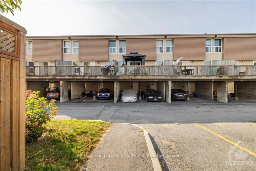 3415 UPLANDS Drive 15, Hunt Club - Windsor Park Village and Area, ON K1V 9N3
