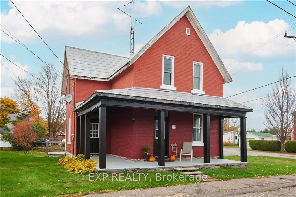 18 MEADOW Street, Whitewater Region, ON K0J 1K0