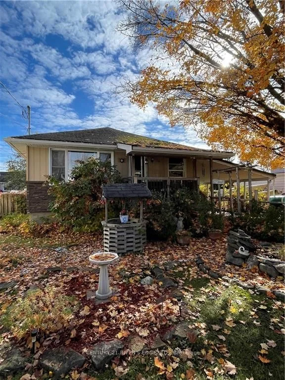 19 SCHOFIELD Avenue, Brockville, ON K6V 4M6