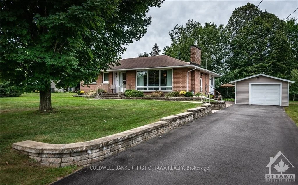 22 BRADLEY Street, Stittsville - Munster - Richmond, ON K2S 1M9