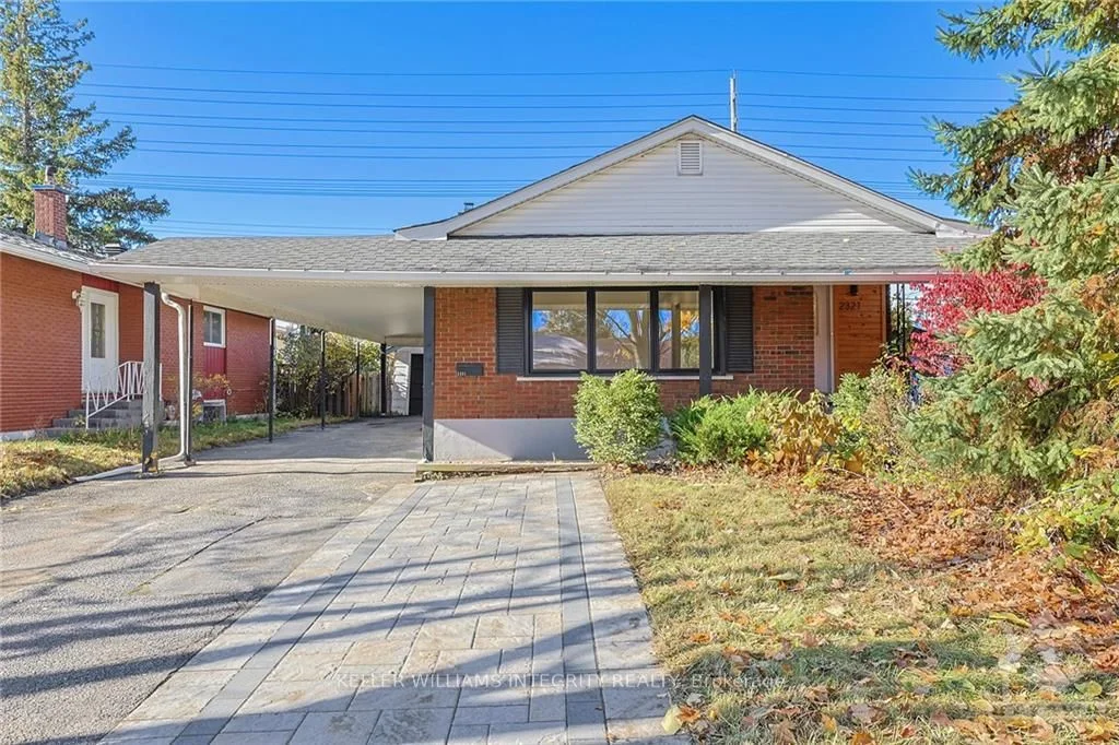2321 KAY Street A, Parkway Park - Queensway Terrace S and Area, ON K2C 1J6