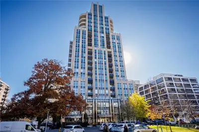 108 LISGAR Street 401, Ottawa Centre, ON K2P 1E1