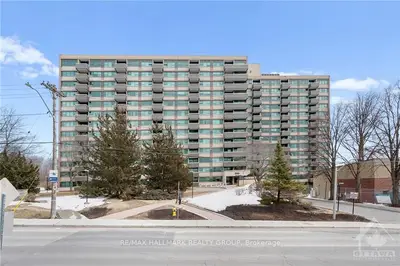 555 BRITTANY Drive 410, Manor Park - Cardinal Glen and Area, ON K1K 4C5