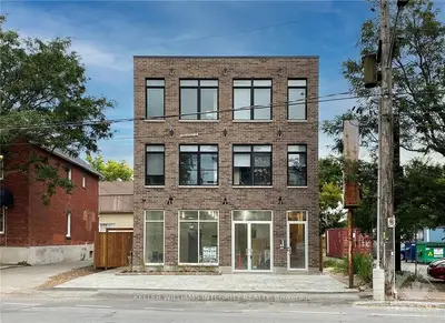 196 BEECHWOOD Avenue 4, Vanier and Kingsview Park, ON K1L 8A9