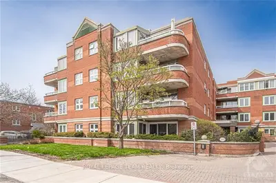 310 CRICHTON Street 305, New Edinburgh - Lindenlea, ON K1M 1W5