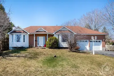 2660 JOHANNES Street, Greely - Metcalfe - Osgoode - Vernon and Area, ON K0A 2P0