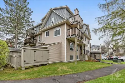 412 TANGUAY Court, Kanata, ON K2L 3W9