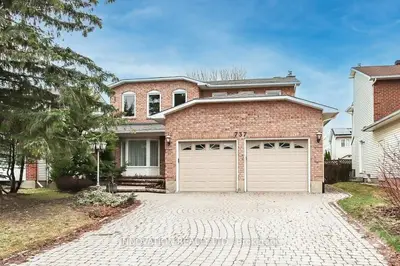 737 HAUTEVIEW Crescent, Orleans - Cumberland and Area, ON K4A 2B9