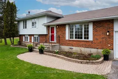 103 KILKENNY Drive, Constance Bay - Dunrobin - Kilmaurs - Woodlawn, ON K0A 1T0