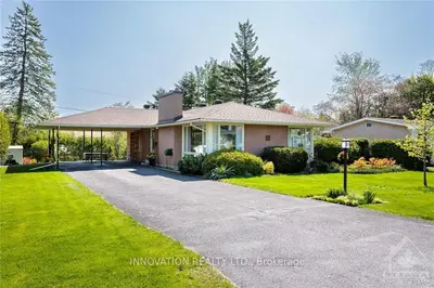 57 RIDGEFIELD Crescent, Bells Corners and South to Fallowfield, ON K2H 6S6