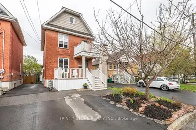 332 Tweedsmuir Avenue, Westboro - Hampton Park, On K1z 5p4