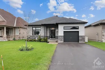 225 VERSAILLE Street, Alfred and Plantagenet, ON K0A 3K0