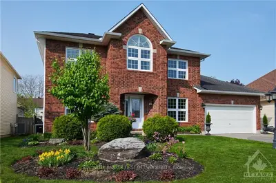 10 STEVENTON Crescent, Stittsville - Munster - Richmond, ON K2S 1G9