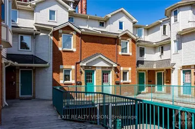 10 WIGSTON, West Centre Town, ON K1K 1K9