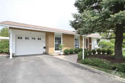 8 Birchview Road, Meadowlands - Crestview And Area, On K2g 3g4