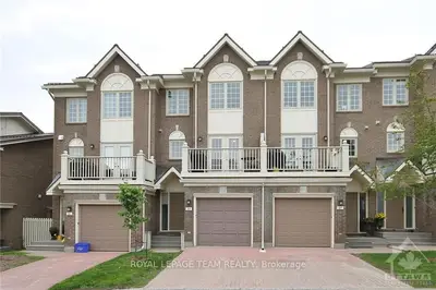 29 WATERFORD Drive, Country Place - Pineglen - Crestview and Area, ON K2E 7V4