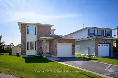 1812 CHOPIN Place, Orleans - Convent Glen and Area, ON K1C 5E9