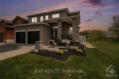1948 KINGSDALE Avenue, Blossom Park - Airport and Area, ON K1T 1J1
