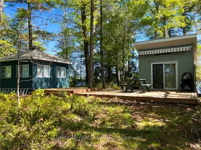 127 ISLAND, Rideau Lakes, ON K0G 1E0