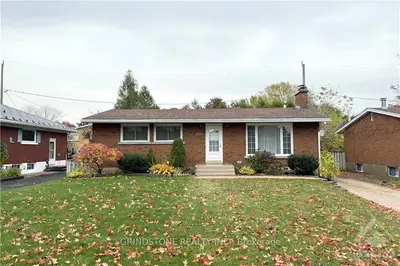 1806 FORMAN Avenue, Belair Park - Copeland Park and Area, ON K2C 1A8