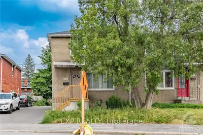 2417 CLEMENTINE Boulevard, Billings Bridge - Riverside Park and Area, ON K1V 8E1