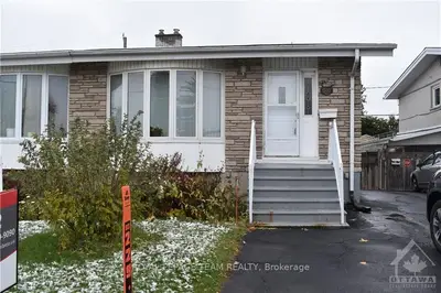 1697 HERON Road, Alta Vista and Area, ON K1V 6A2