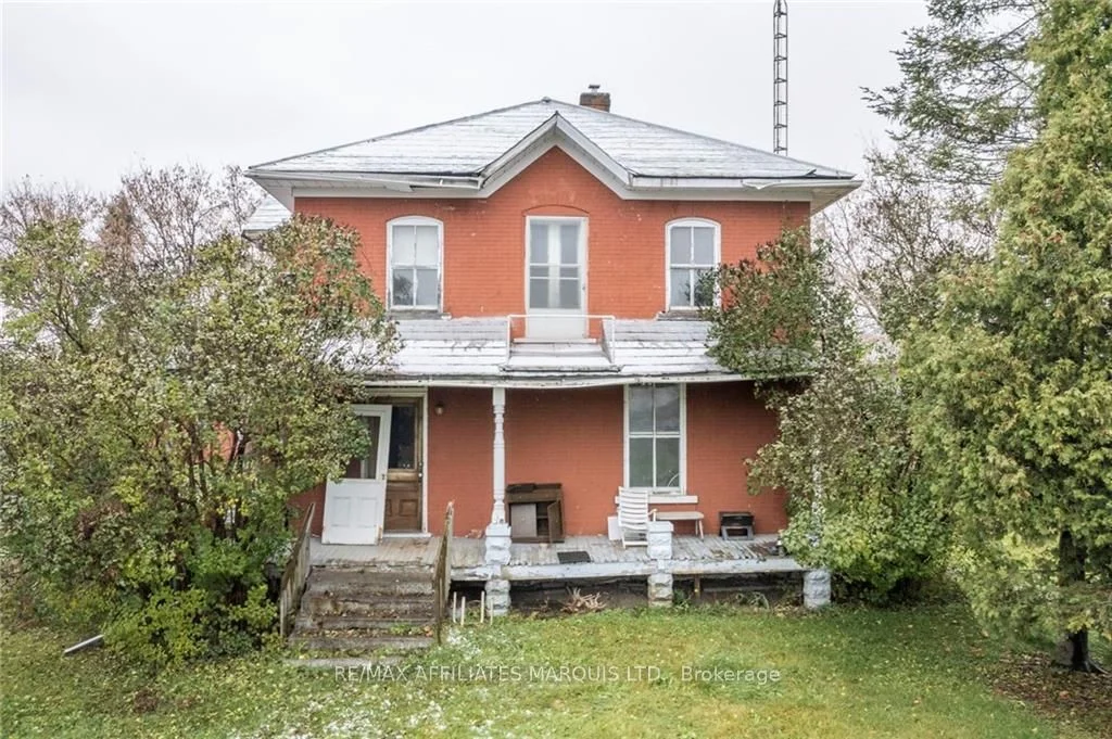 15757 MANNING Road, South Stormont, ON K0C 1M0