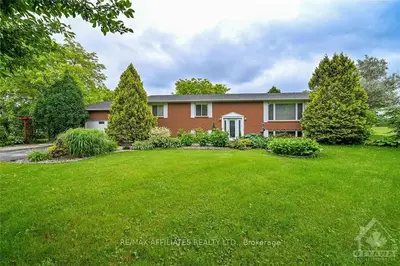 2506 River Road, North Grenville, On K0g 1j0