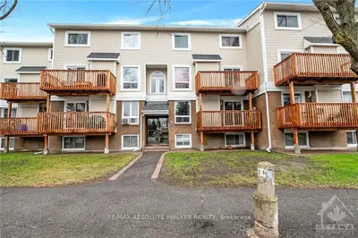 140 FENERTY Court 3, Kanata, ON K2L 3A7