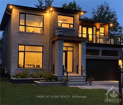 23 ST CLAIRE Avenue, Meadowlands - Crestview and Area, ON K2G 1Z8