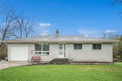 2465 RIDEAU FERRY Road, Drummond/North Elmsley, ON K7H 0G8