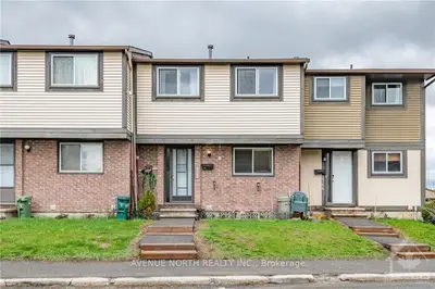 2768 PIMLICO Crescent, Blossom Park - Airport and Area, ON K1T 2A8