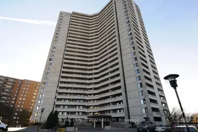 1171 AMBLESIDE Drive 2304, Woodroffe, ON K2A 0E8