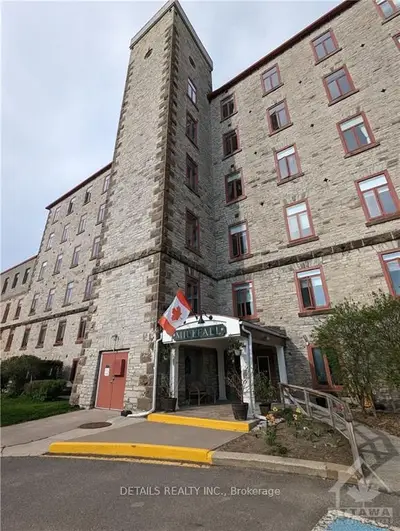 1 ROSAMOND Street 212, Mississippi Mills, ON K0A 1A0
