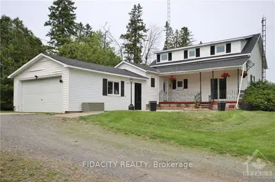 11247 COUNTY ROAD 3 Road, North Dundas, ON K0E 1J0