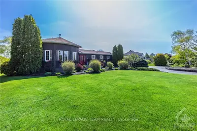1653 Lakeshore Drive, Greely - Metcalfe - Osgoode - Vernon and Area, ON K4P 1H1