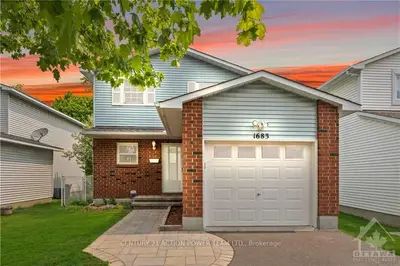1683 CHAMPNEUF Drive, Orleans - Convent Glen and Area, ON K1C 4V4