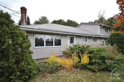 6957 BANK Street, Greely - Metcalfe - Osgoode - Vernon and Area, ON K0A 2P0