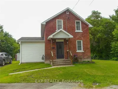 170 FAREWELL Street, Renfrew, ON K7V 2H4