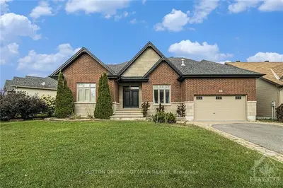 536 EMERALD Street, Clarence-Rockland, ON K4K 0C1
